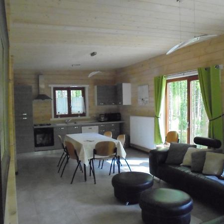 Gite Le Sous-Bois Серфонтен Екстериор снимка