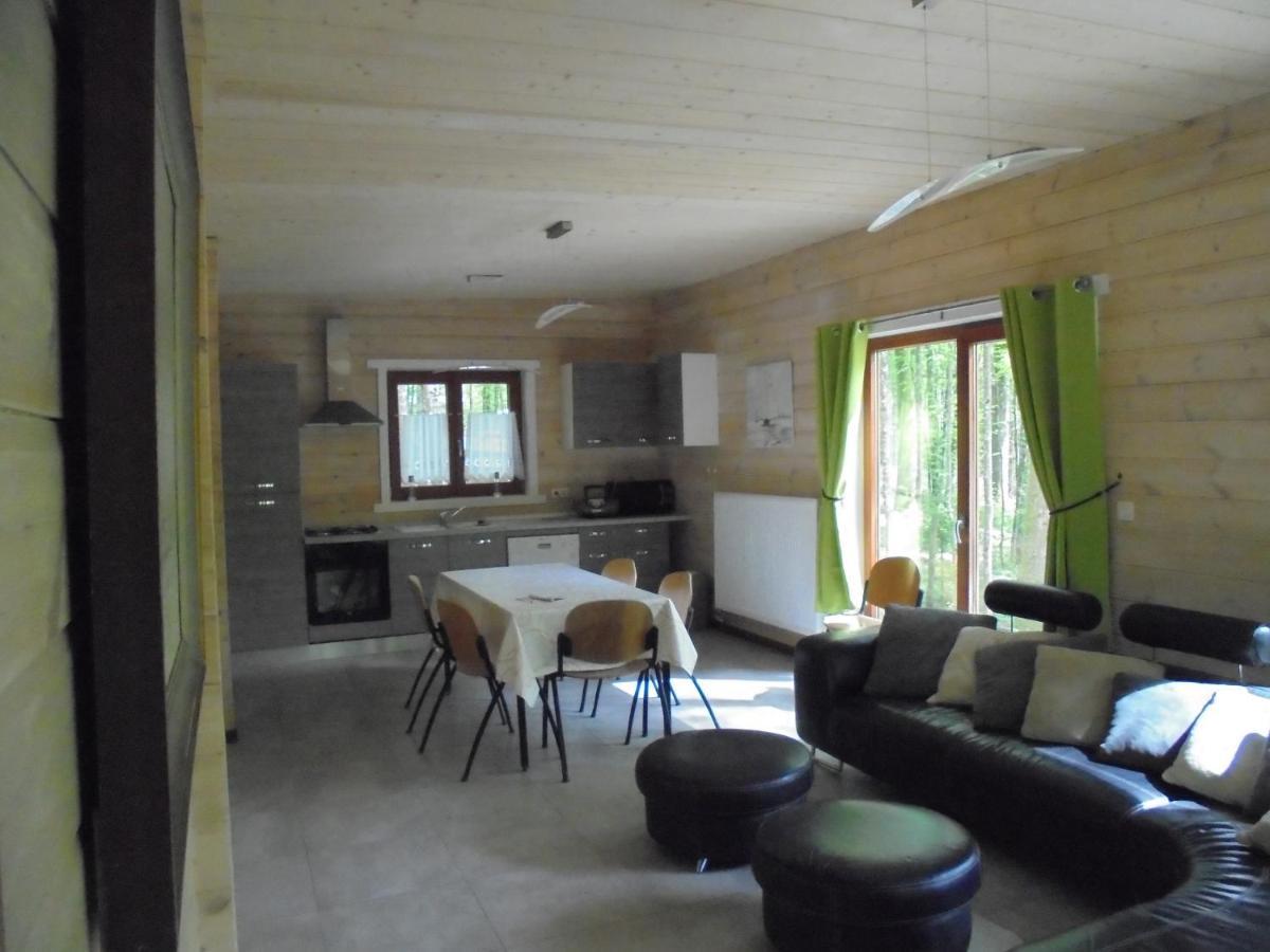 Gite Le Sous-Bois Серфонтен Екстериор снимка